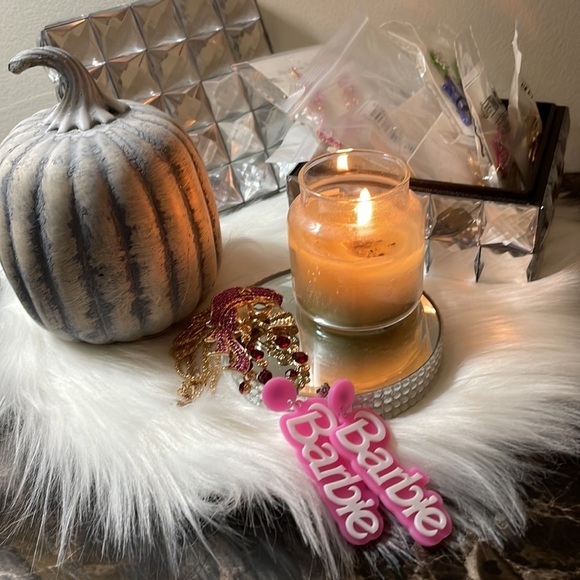 Barbie Drop Earrings - Picture 5 of 8